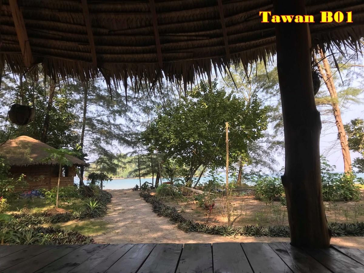 Hotel Tawan Bar And Bungalow Ko Phra Thong Exterior foto